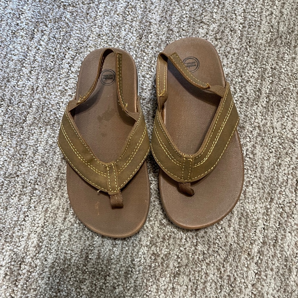 Wonder Nation Flip Flops (Kids)‎